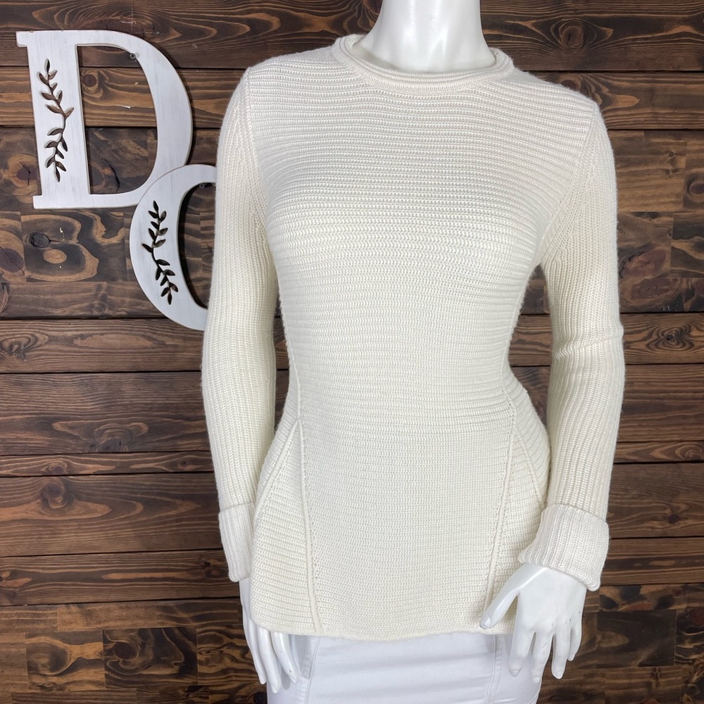 Antonio Melani | Fitted Chunky Ribbed Knit Ivory Cream Sweater‎ Corded Pleat